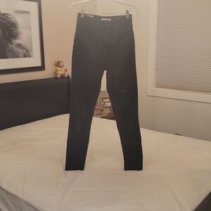 Levi's Women's Jet Black Skinny Jeans